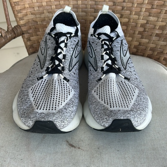 Brooks Glycerin 20 Stealth Fit White and Grey - Picture 4 of 7